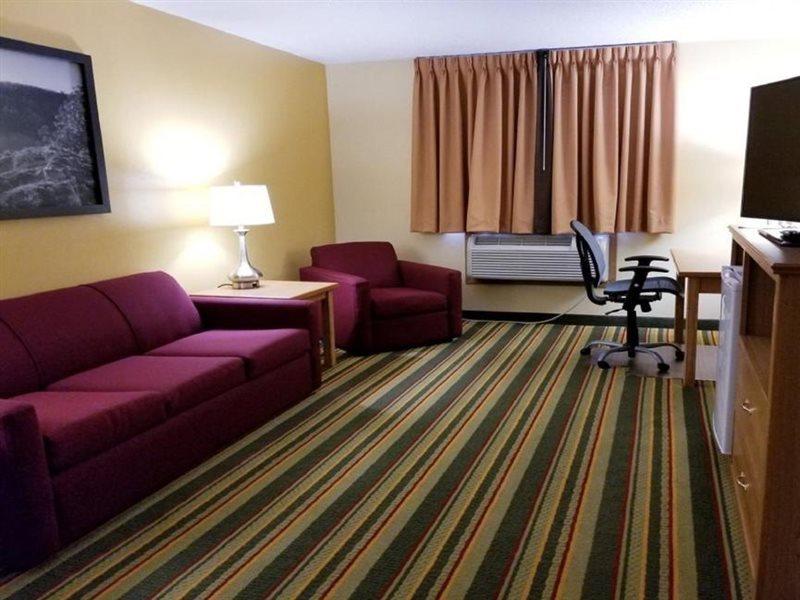 Готель Super 8 By Wyndham Ottawa Starved Rock Екстер'єр фото